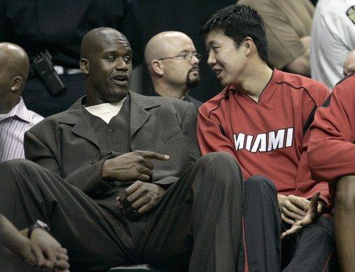 U22国足门将栾毅：少一人作战大家仍团结在一起，平局不容易（U22国足门将栾毅：少打一人仍众志成城，这一分来之不易）