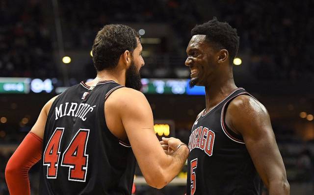 弗兰克：克罗地亚队成功的原因是团结；我曾看着魔笛比赛长大（弗兰克：团结成就克罗地亚；我从小看魔笛踢球长大）