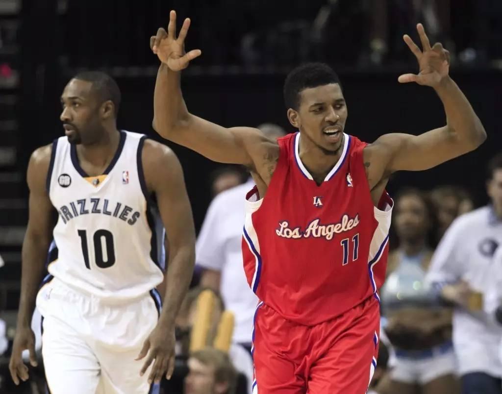 NBA常规赛战报：快船客场险胜雷霆（NBA常规赛：快船做客惊险击败雷霆）