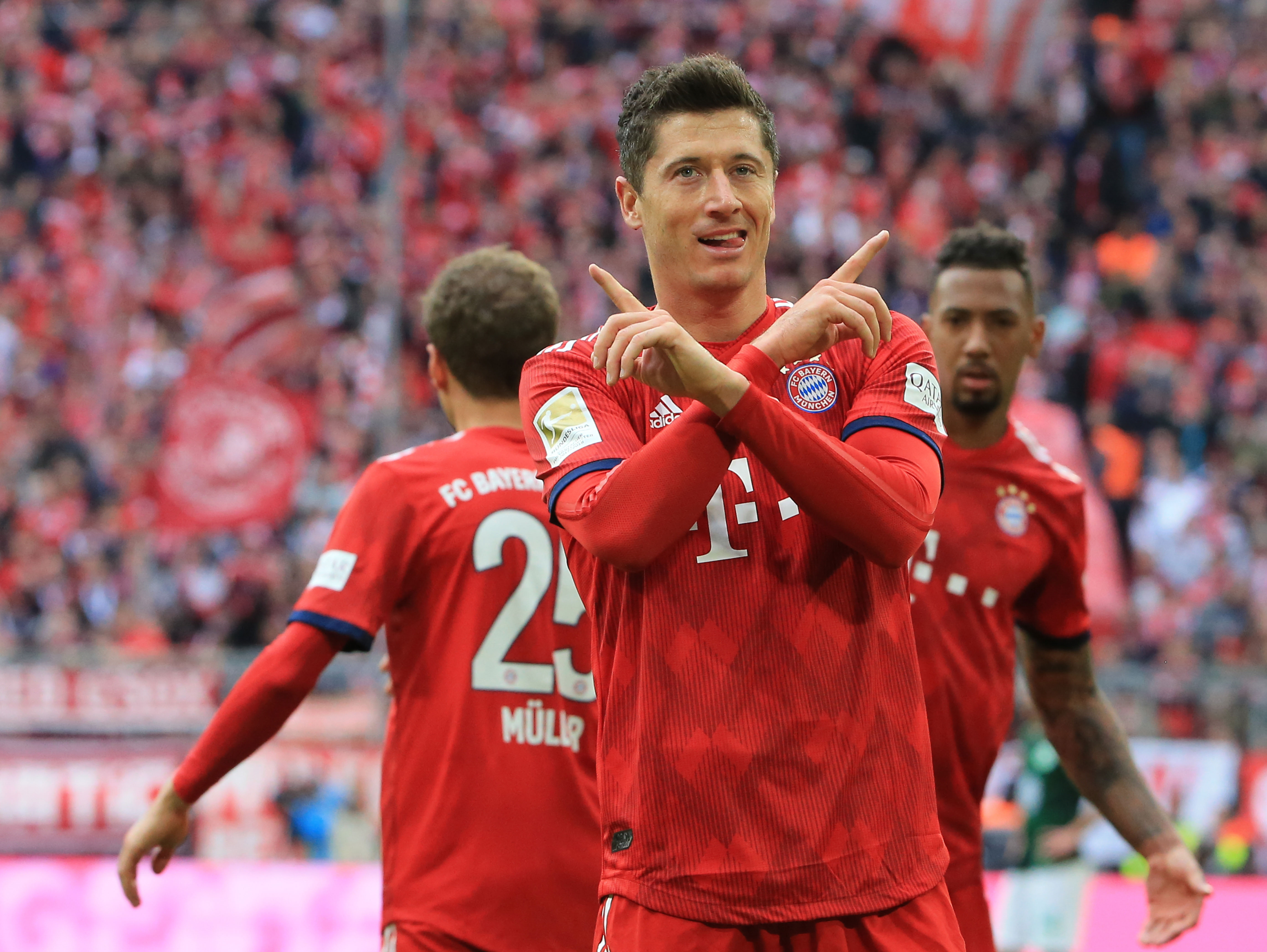 德转列欧洲俱乐部球衣胸前广告年赞助费TOP10：曼城8000万第1（德转发布欧陆俱乐部胸前广告年赞助榜TOP10：曼城以8000万领跑）