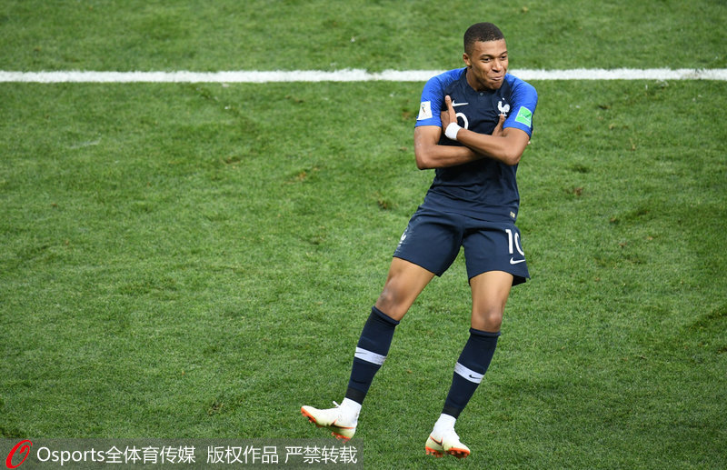 加纳乔：切尔西能赢强队但也会输给弱队，发挥不稳定是个问题