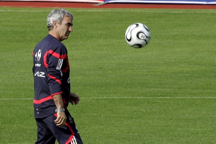 英媒：美职联圣地亚哥和萨拉赫有过接触，但还没正式报价（英媒：美职联圣地亚哥曾接触萨拉赫，尚未提出正式报价）