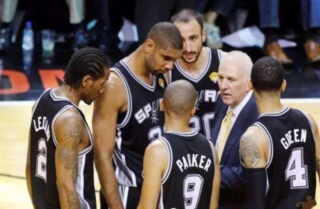 2球3助攻闪耀全场，奥利塞当选拜仁6-2弗赖堡最佳球员（梅开二度外加三助，奥利塞荣膺拜仁6-2弗赖堡全场最佳）