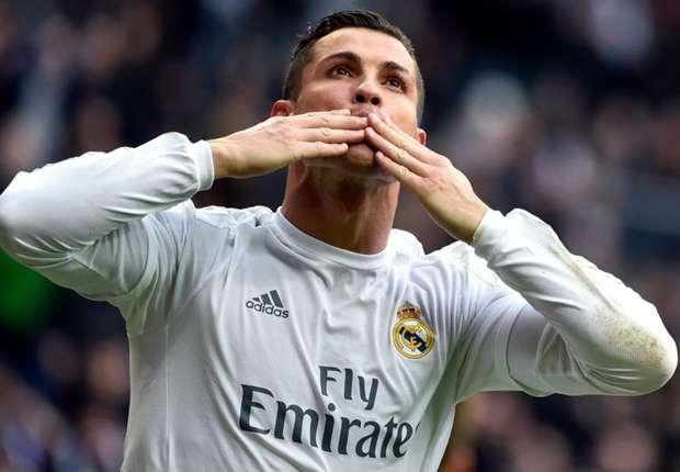 意媒：因机场跑道结冰，尤文全队与远征球迷被困挪威（跑道结冰致航班受阻，尤文全队与远征球迷滞留挪威）