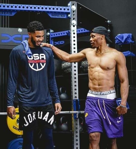 摩纳哥客场2-2帕福斯，南野拓实闪击建功，萨利苏乌龙绝平（摩纳哥客场2-2帕福斯：南野拓实闪电破门，萨利苏乌龙送绝平）