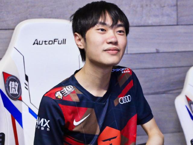 压迫式防守 压迫式防守